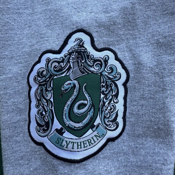 Universal Studios Harry Potter Kids Slytherin Sweatshirt XXS Embroidered Patch - Picture 5 of 6